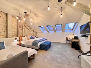 BAZAAR BOUTIQUE HOTEL