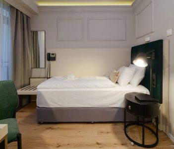 CHLOE Hotel egyágyas szoba