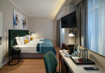 CHLOE Hotel kétágyas szoba